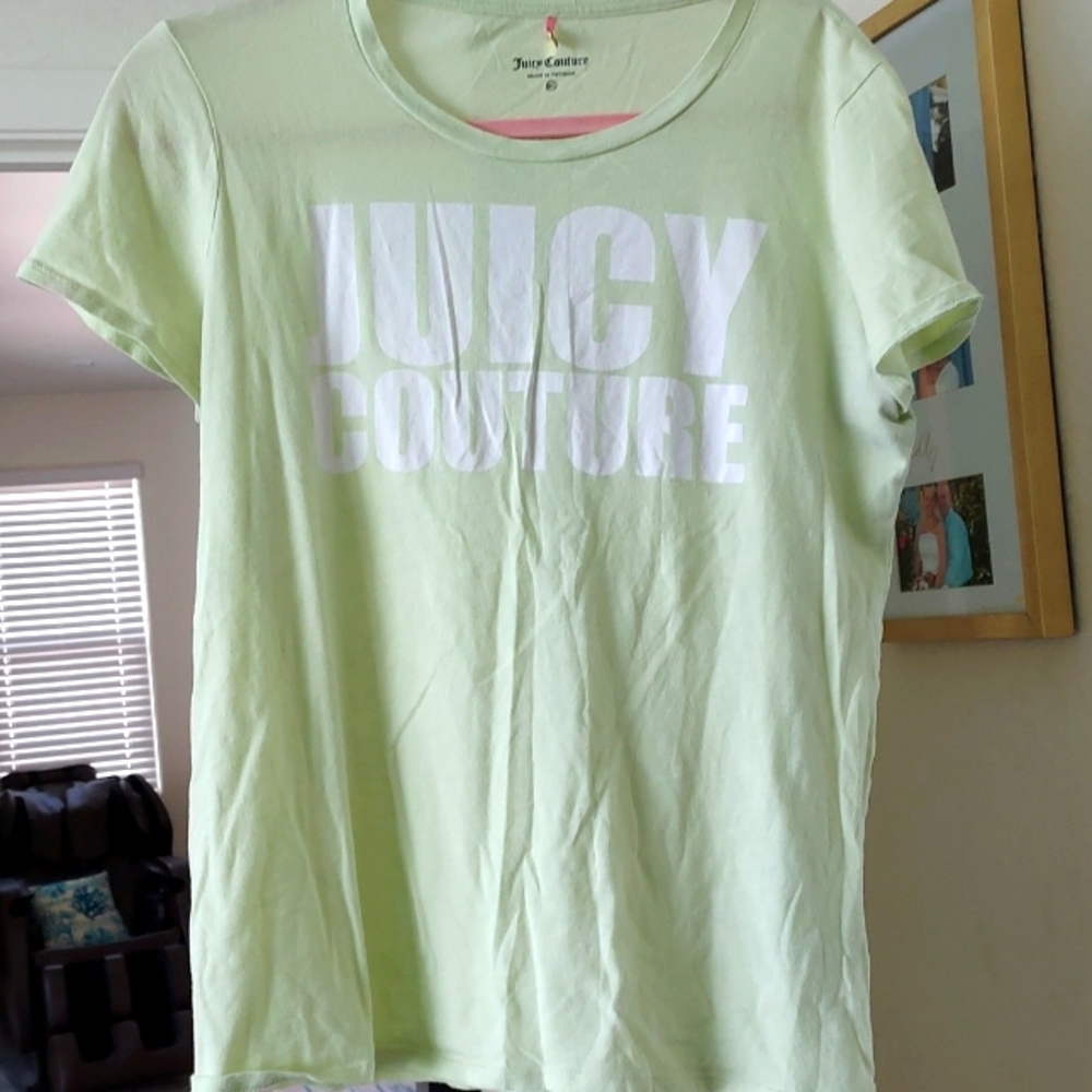 Juicy couture pale green tee